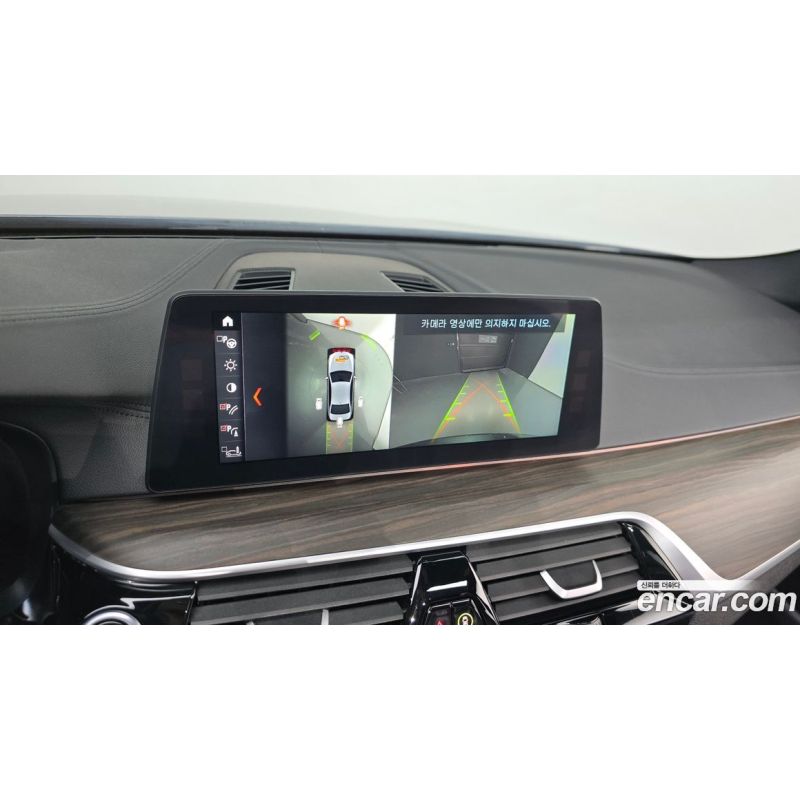 56963