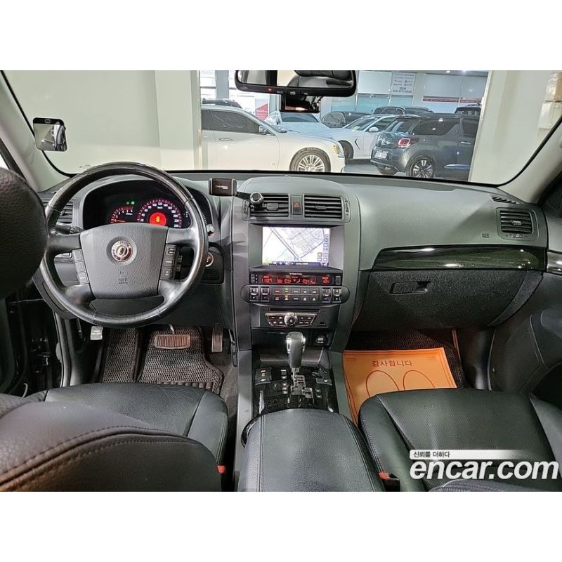 317768