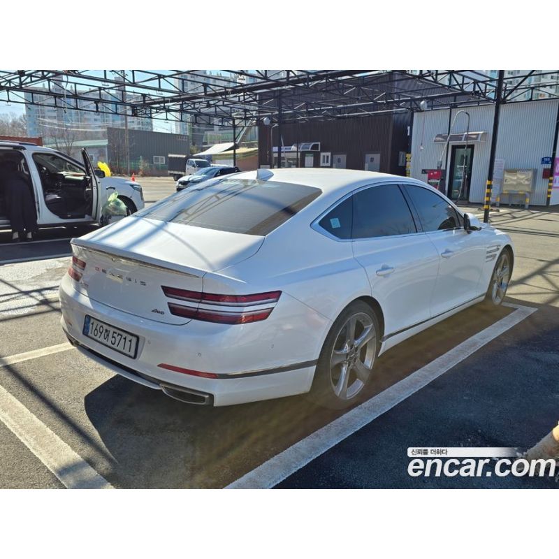 996390