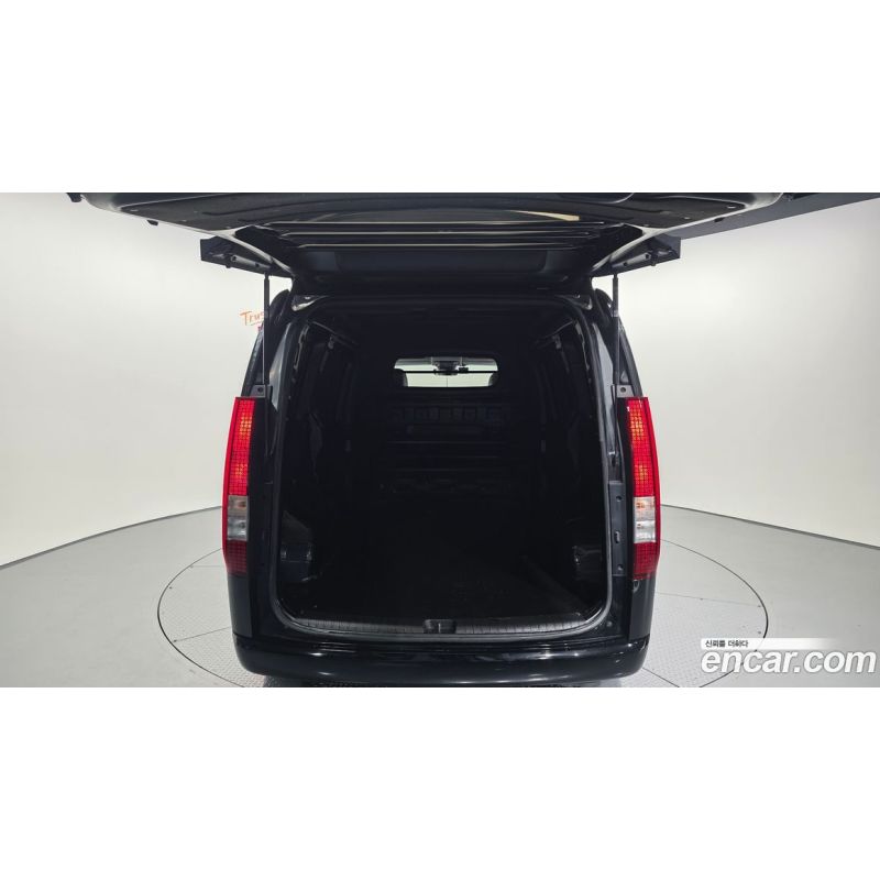 700468