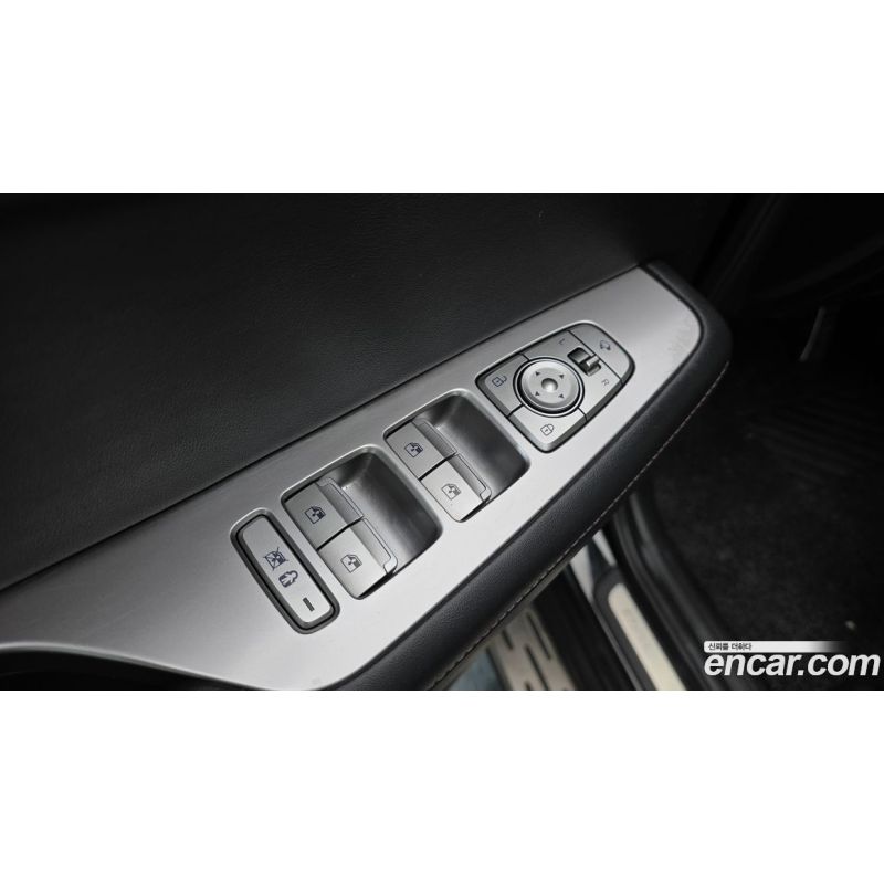 111841