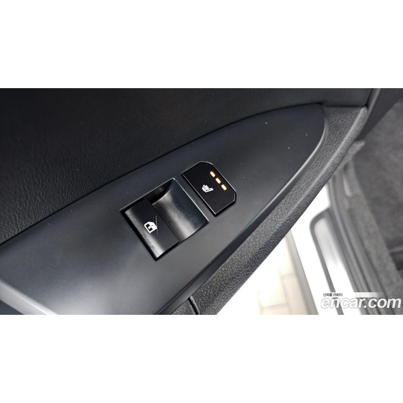 159330