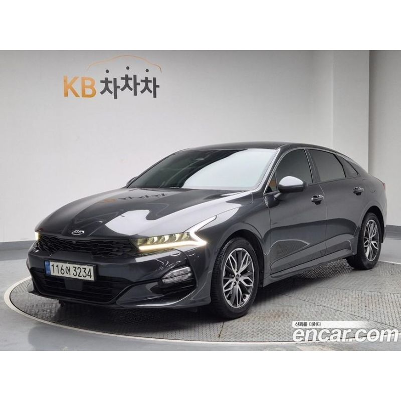 590181
