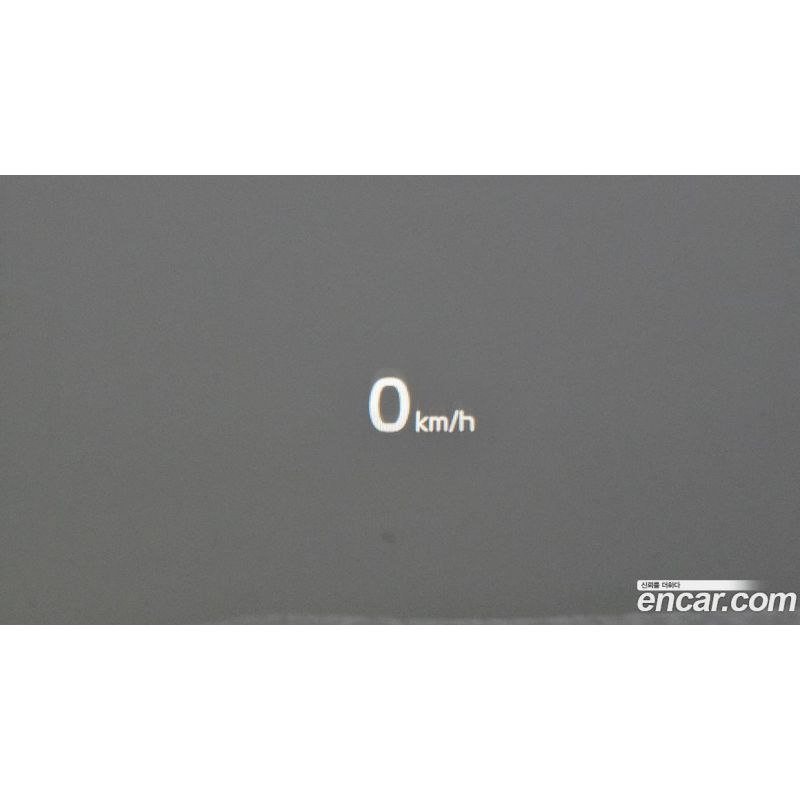 808712