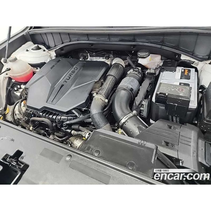 868193