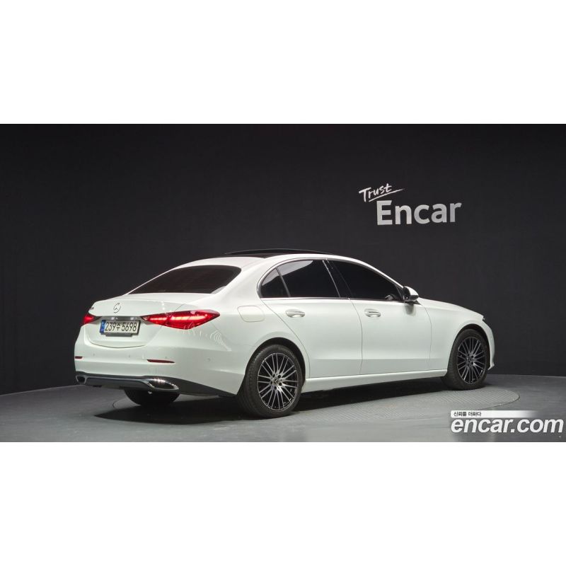 464600