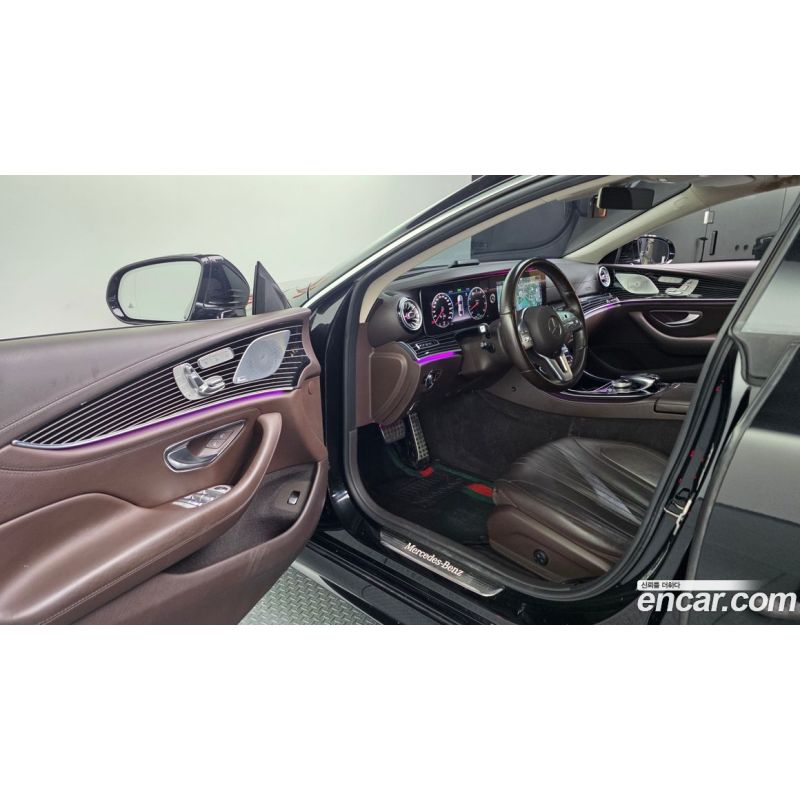 275673