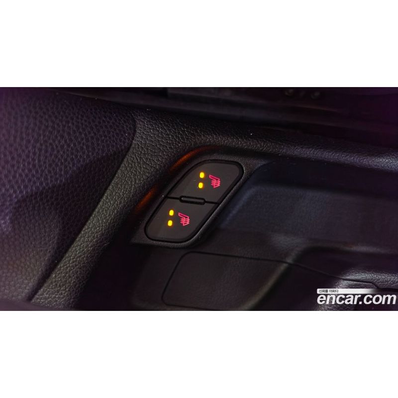 598929
