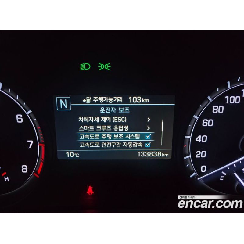811068