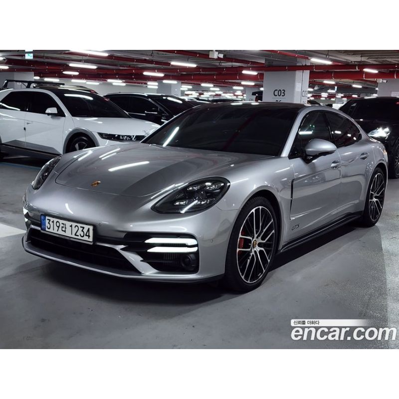 992098