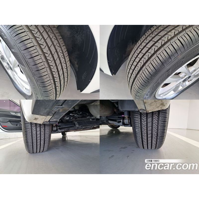 704399