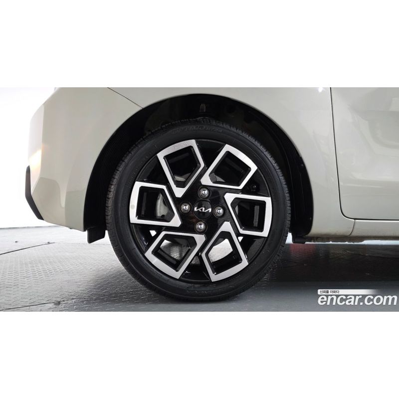 898850