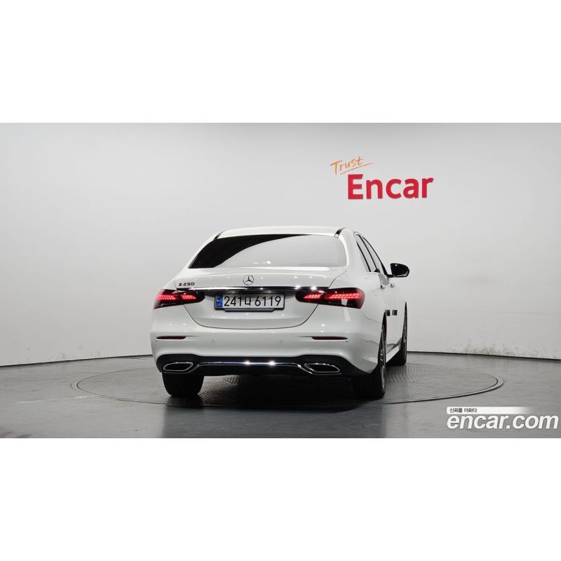 640402