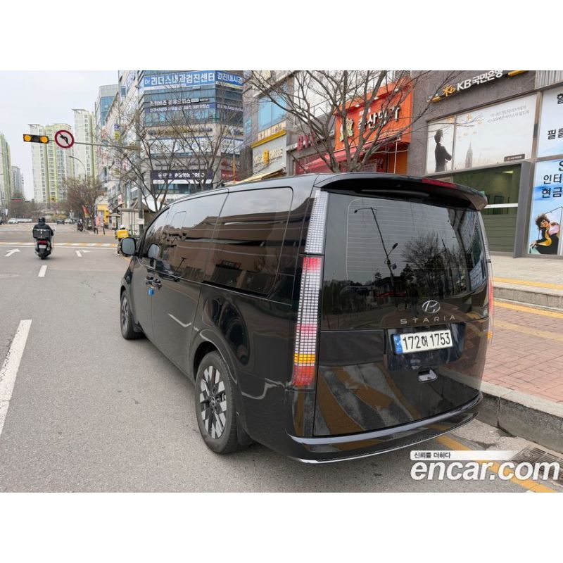 722352