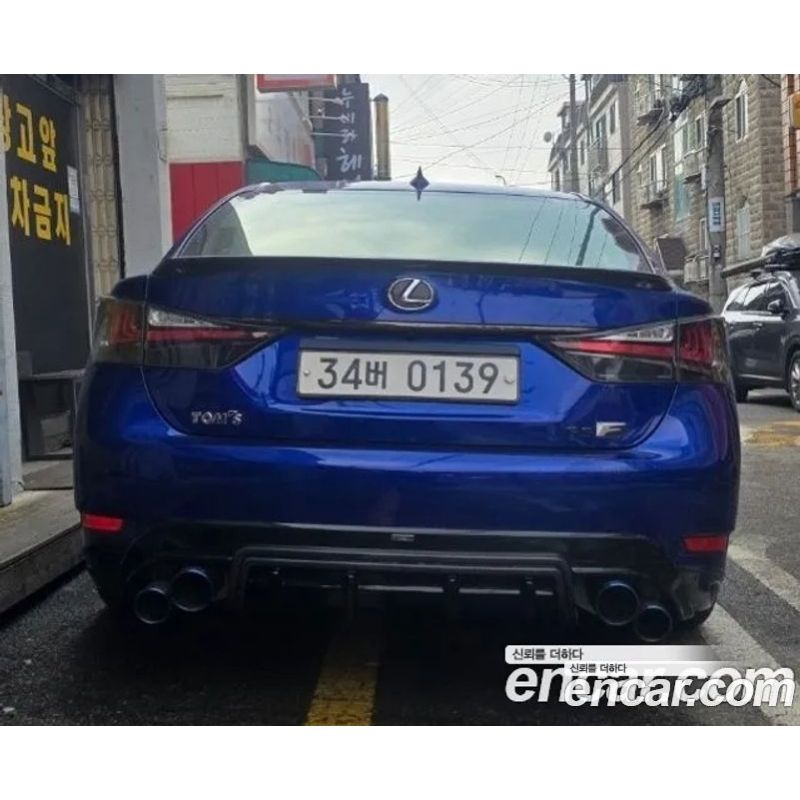 318305