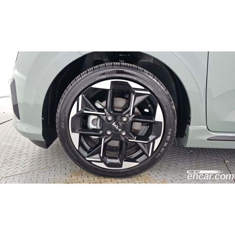 21100