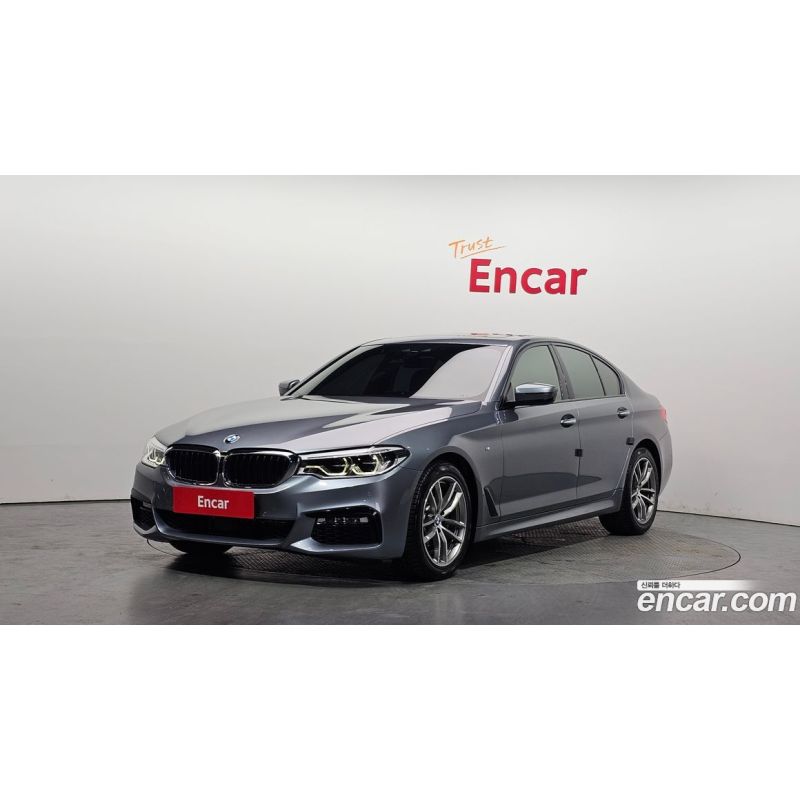 992557