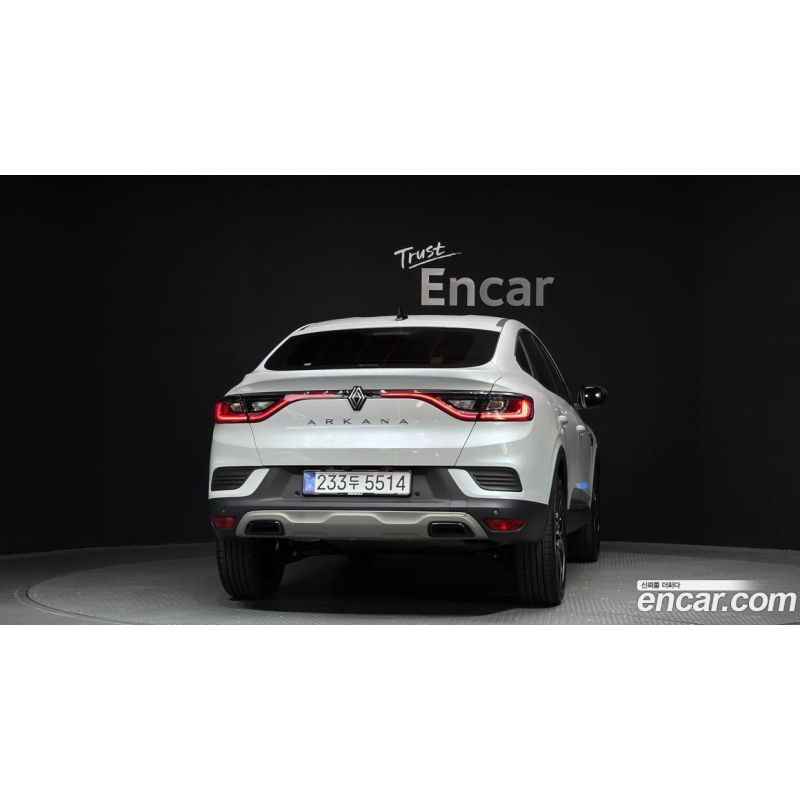 883969