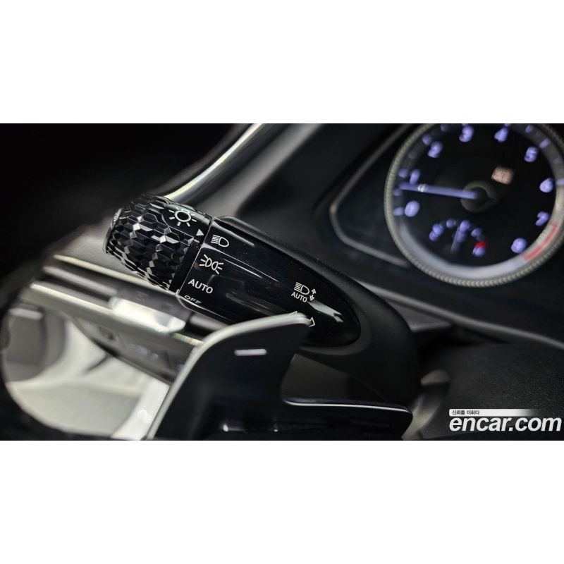 521679