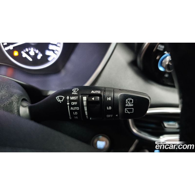 261677