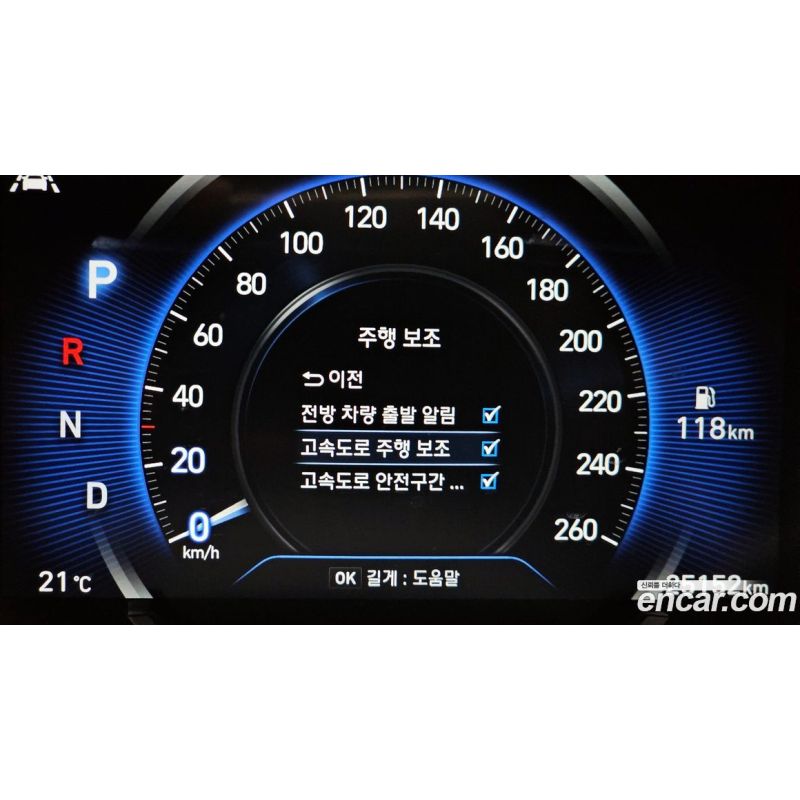 822370