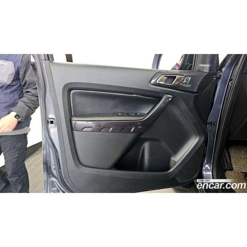 89715