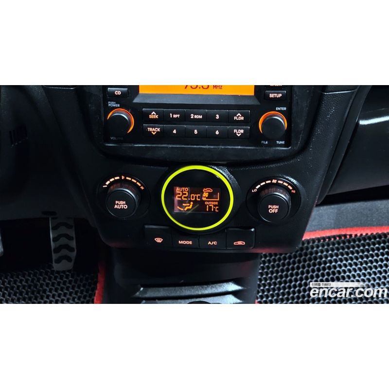 861224