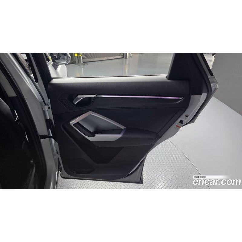 943776