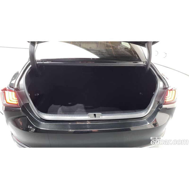681912