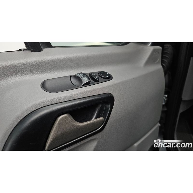 968693