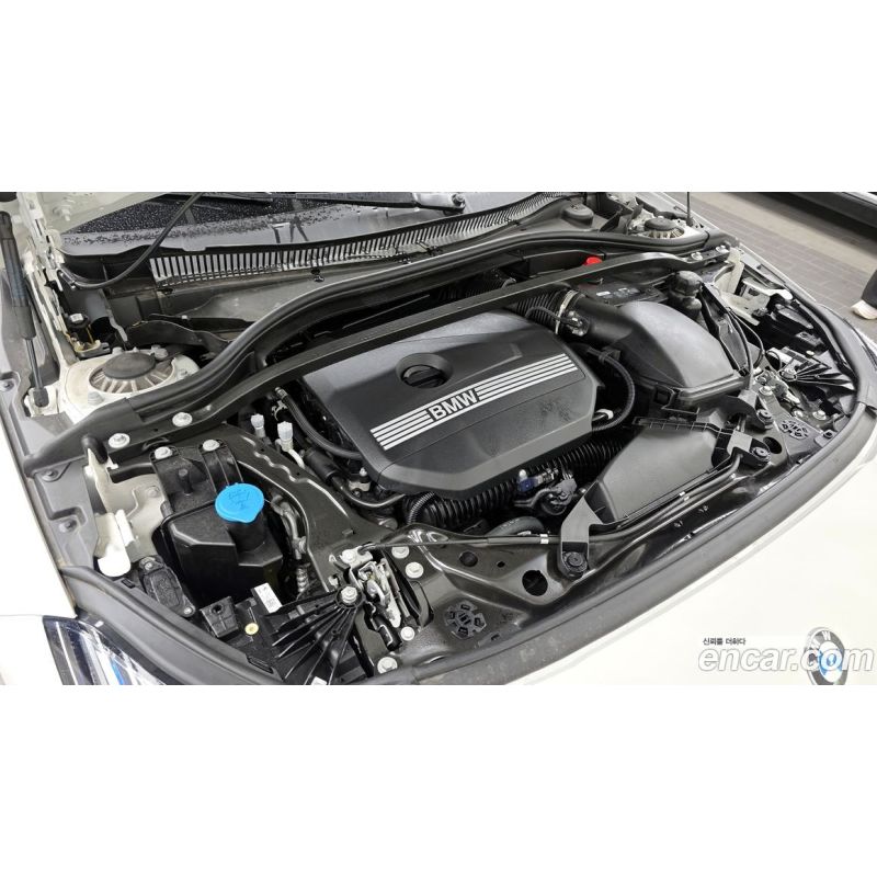 561774