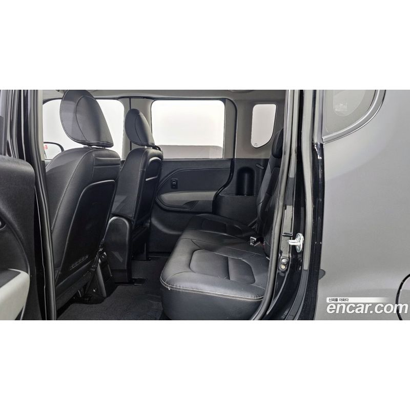 651559