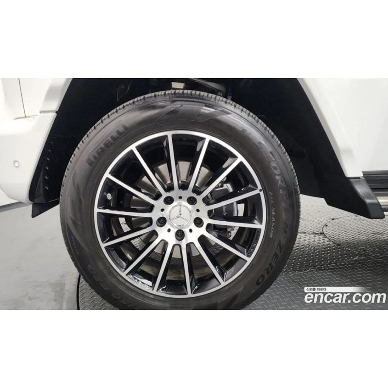 875784