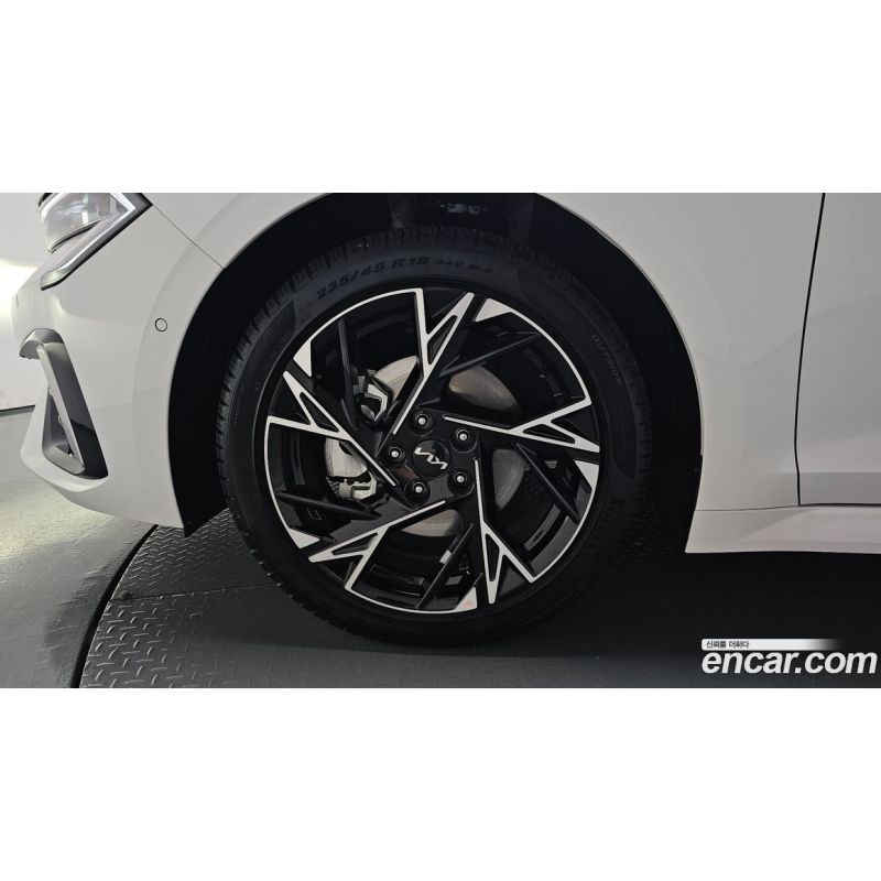 679556