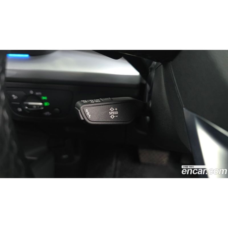 556743
