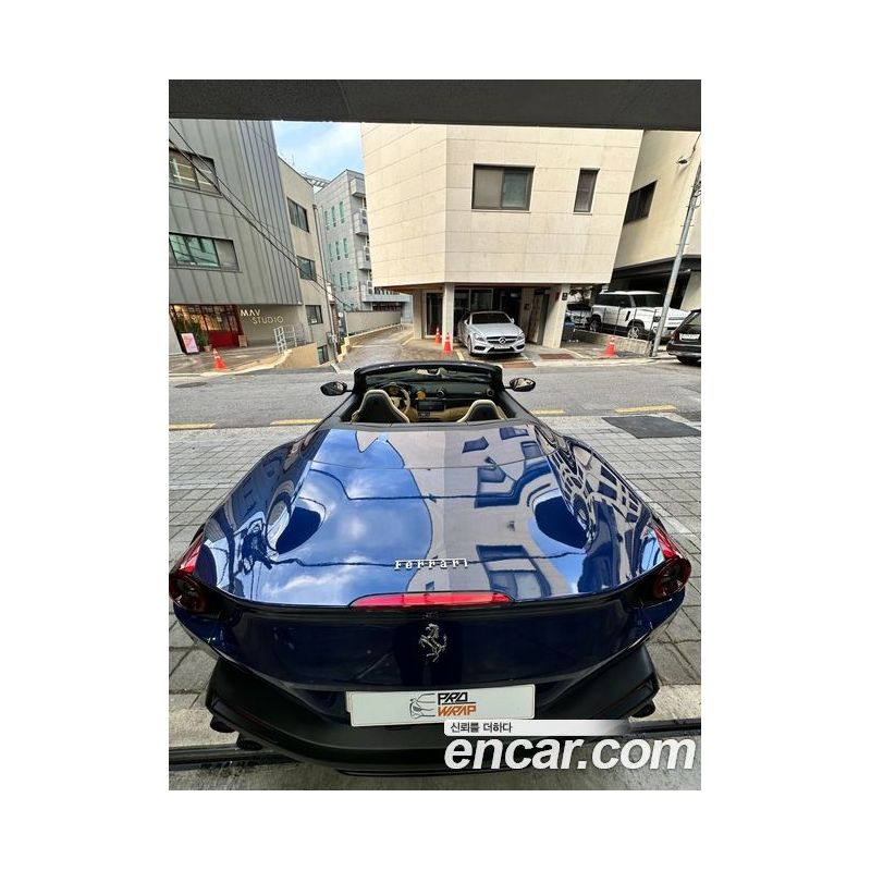 943295