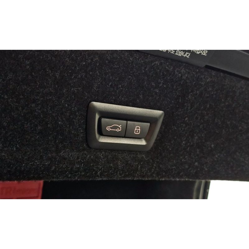 57457
