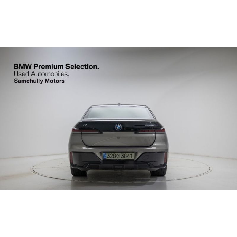 935941