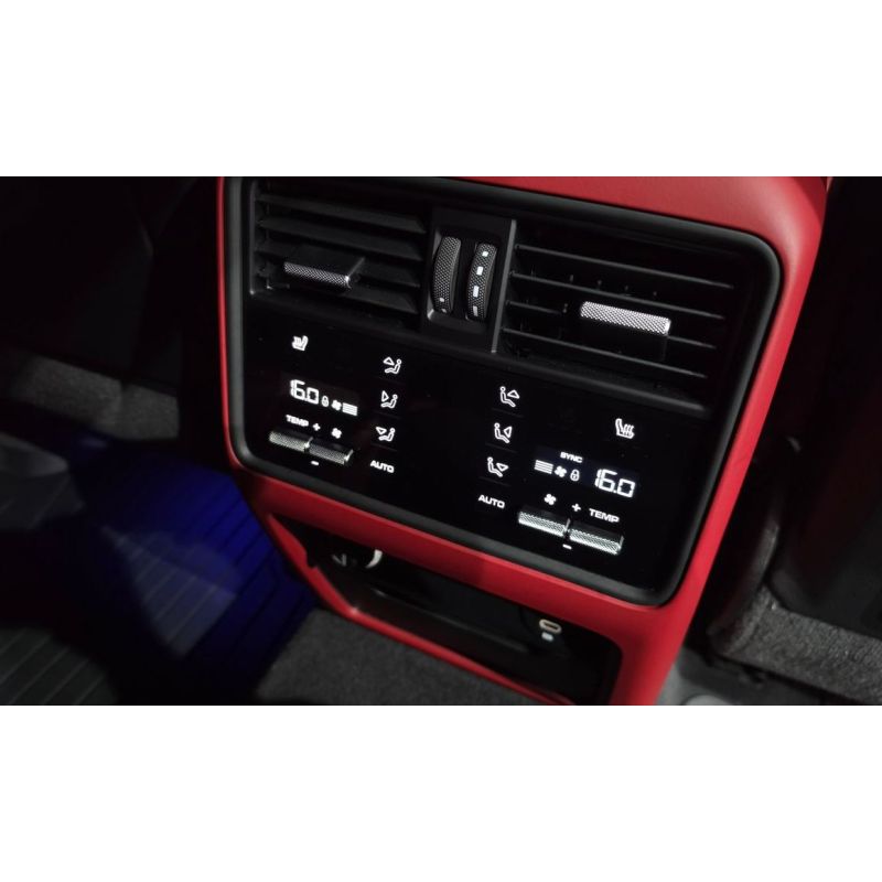 564744