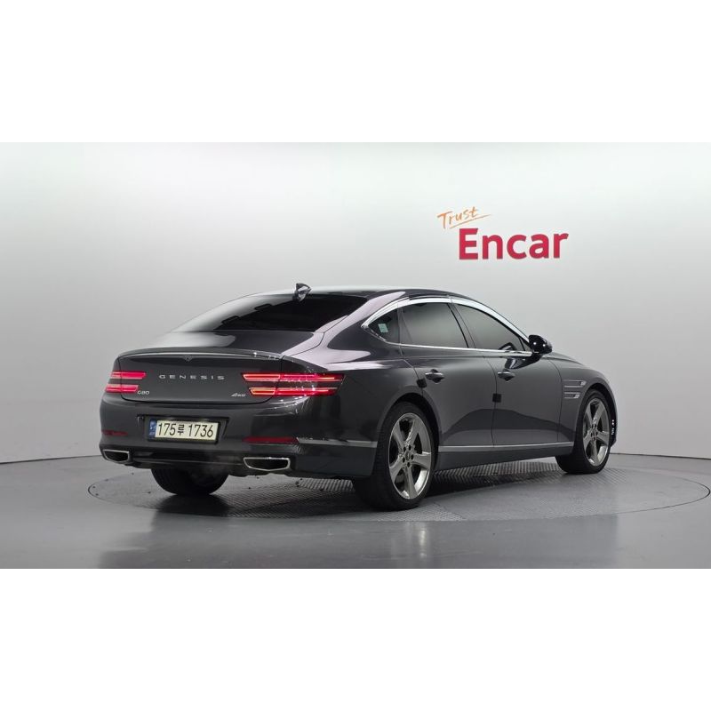 924605