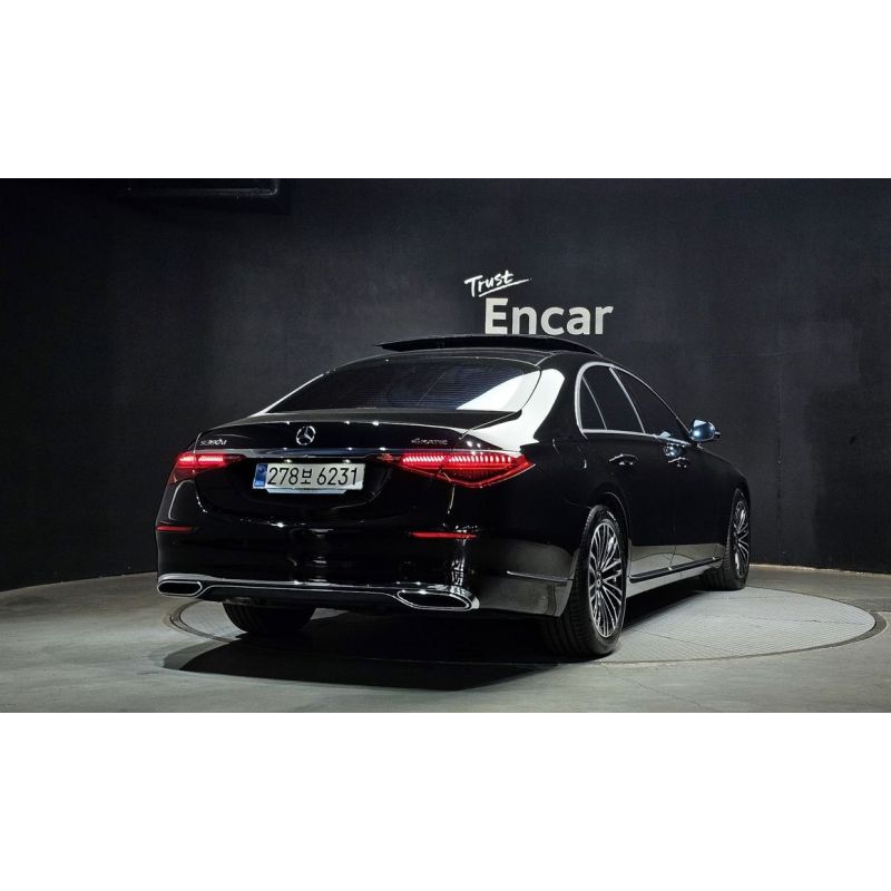 731938