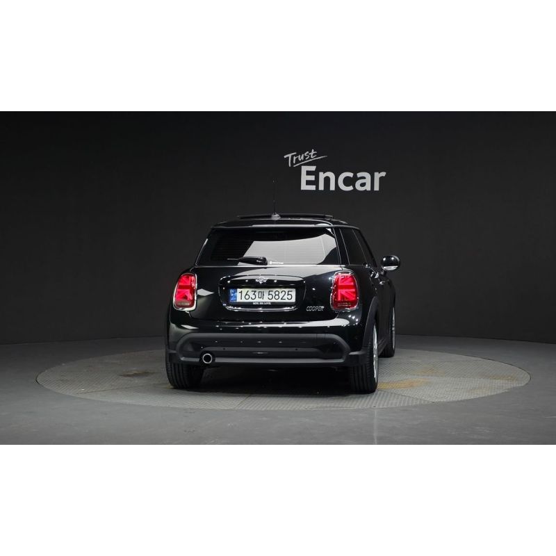 16882