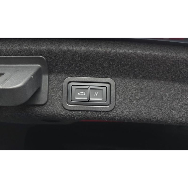 912496