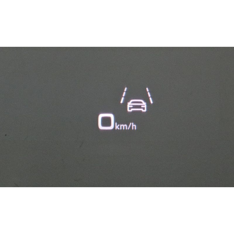 56586