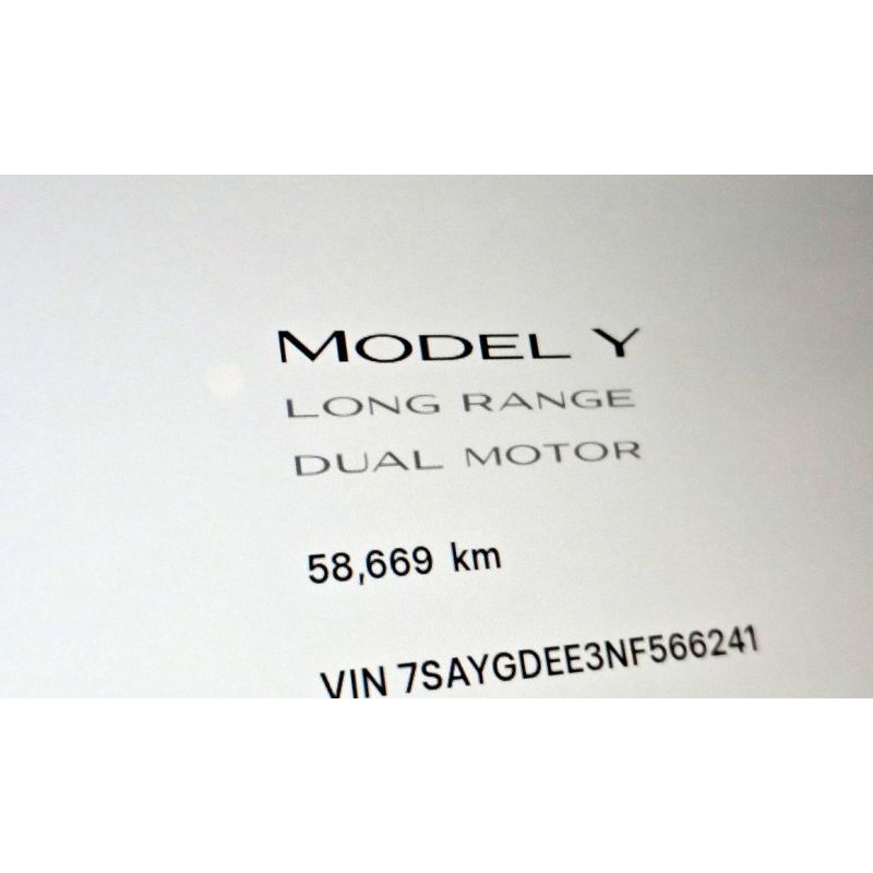 244587