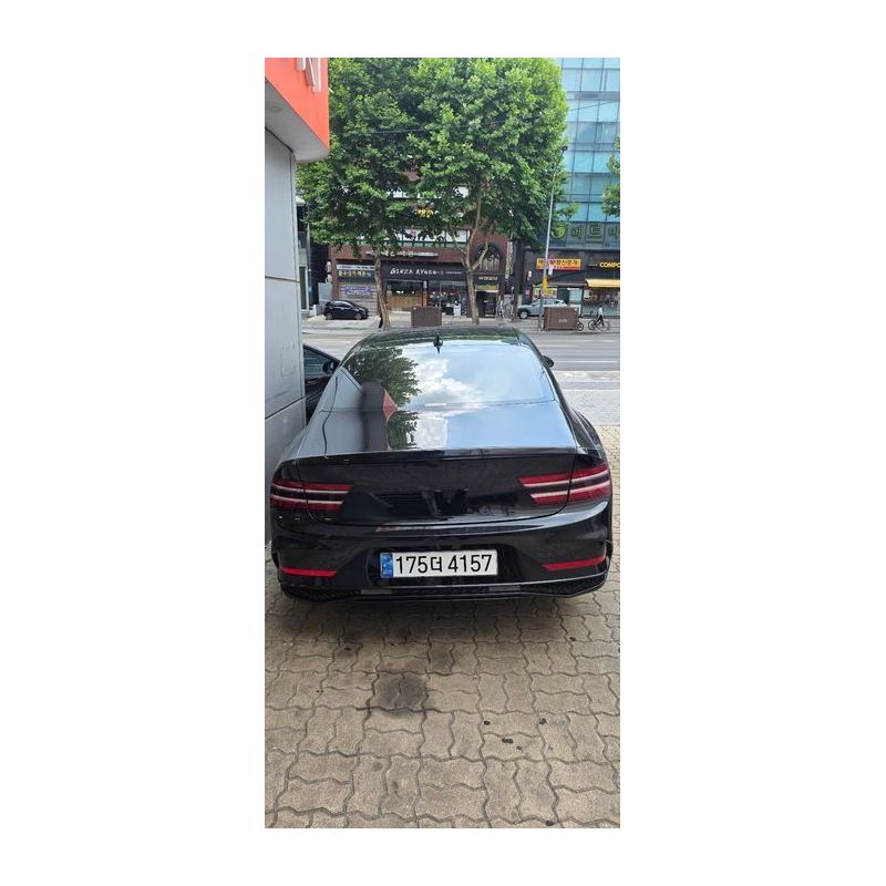907413