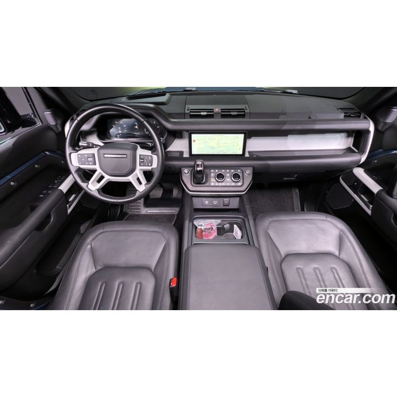 704296