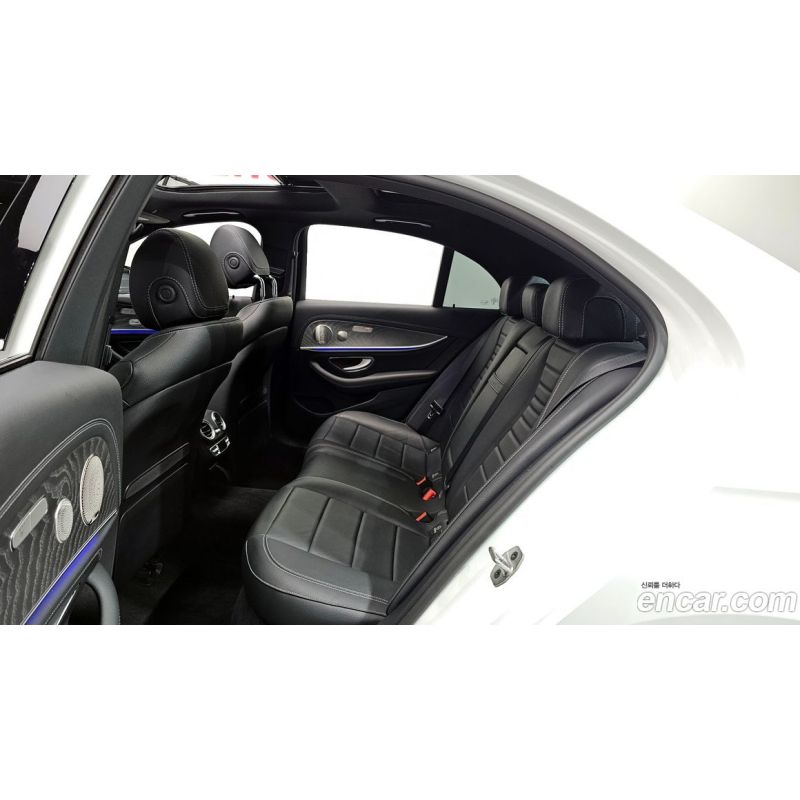 136686