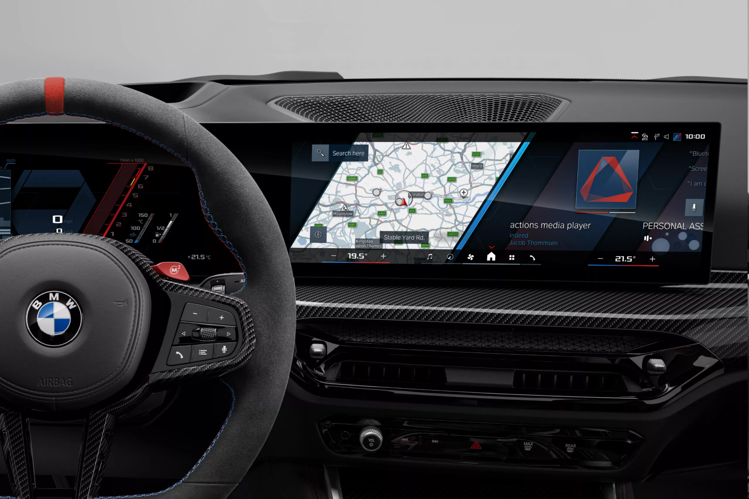 Интерьер BMW M2 — спортивные сиденья M, BMW Curved Display, M‑алюминий/карбон