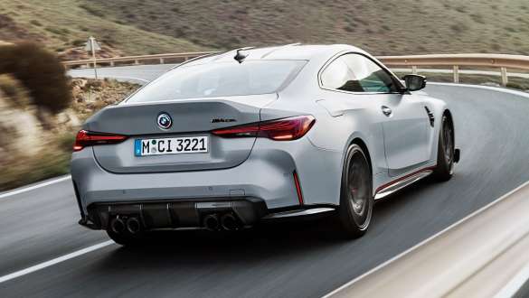 Опции BMW M4 — M-тормоза, спортивная выхлопная система, карбоновые элементы
